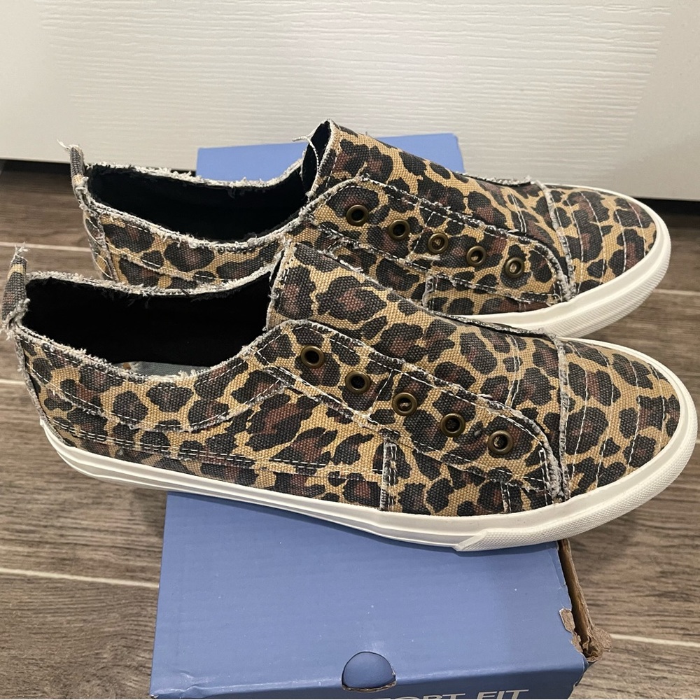Gypsy Jazz Sneakers